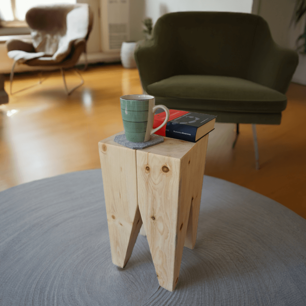 Moderner Beistelltisch Zirbe Hocker Nachttisch Massivholz Arve Sitzhocker Coffeetable rustikal Wohnzimmermöbel Einrichtungsobjekte - Hocker in Backenzahnform