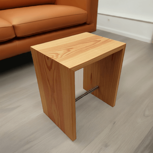 Holz Hocker Beistelltisch Massivholz Lärche Nachttisch Nachtkästchen Couchtisch modern exklusiv stilvoll rustikal Flair Wohnzimmer