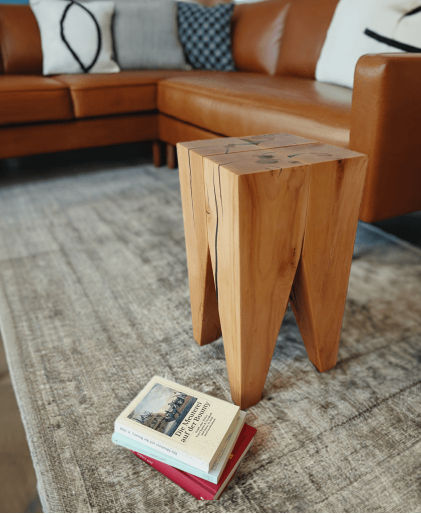 Holz Hocker Birne Massivholz Beistelltisch Nachttisch Sitzhocker Coffeetable Wohnzimmmer Schlafzimmer Badezimmer