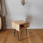 Nachttisch Beistelltisch Industrie Design Nachtkästchen Massivholz Ahorn Stahl Stummer Diener Couchtisch modern Schlafzimmer Einrichtung Designermöbel 