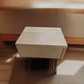 Designer Einrichtung Nachttisch Beistelltisch Couchtisch Nachtkästchen Massivholz Industrie Design Ahorn Haarnadelbeine Stahl