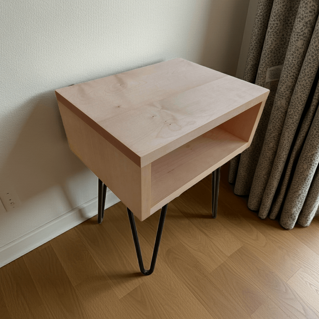 Nachttisch modern Industrie Design Nachkästchen Beistelltisch Massivholz Ahorn Schlafzimmer Wohnzimmer