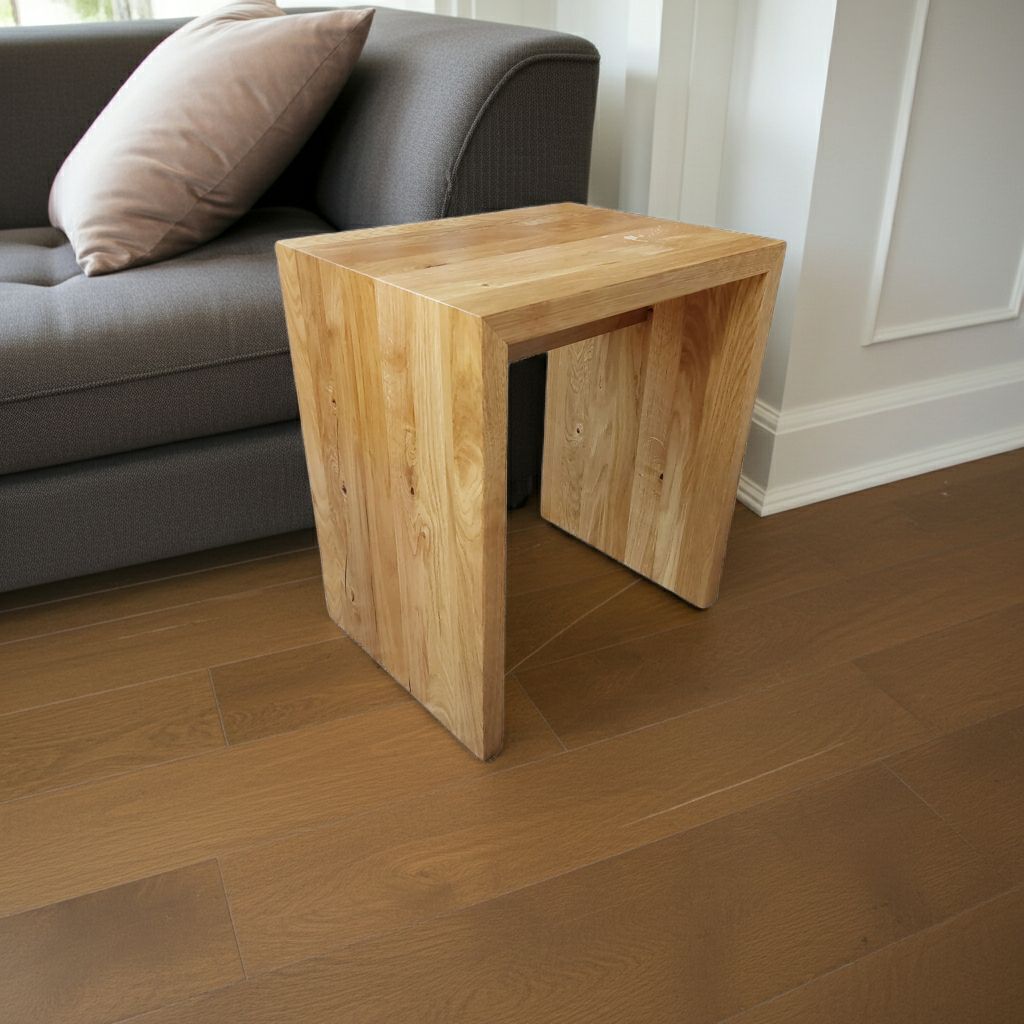 Holz Hocker Eiche Massivholz Wildeiche Design Beistelltisch Nachttisch Sitzhocker Garderobe 