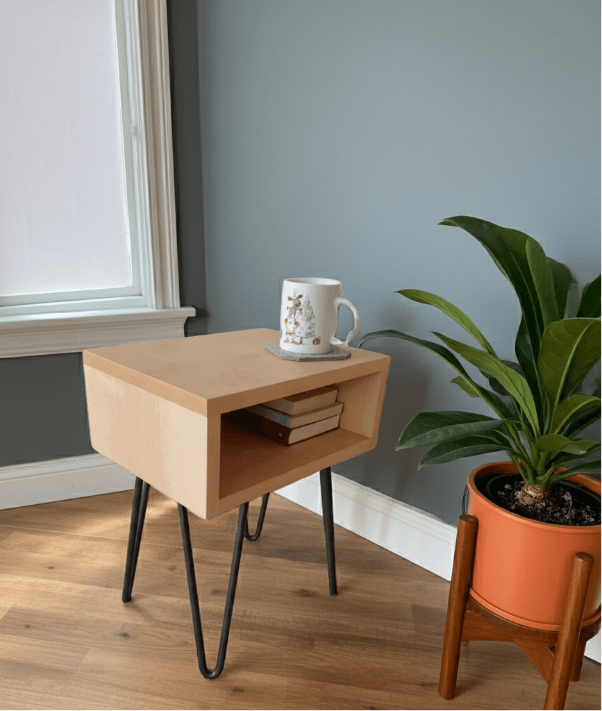 Nachttisch Nachtkästchen Massivholz Ahorn modernes Industrie Design Beistelltisch Wohnzimmer Schlafzimmer