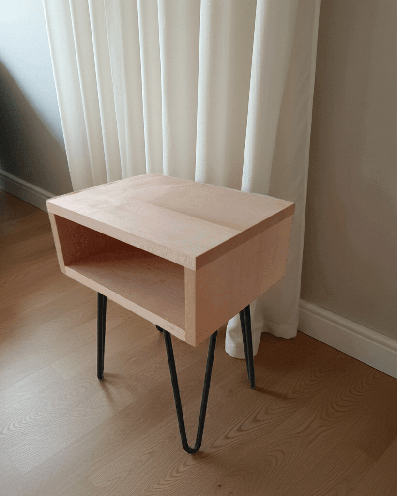 Moderner Nachttisch Industrie Design Nachtkästchen Massivholz Ahorn Schlafzimmer Wohnzimmer