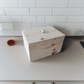 Brotdose Zirbe Massivholz Brotkasten rustikal Brotaufbewahrung Brotbox mit Deckel klassische Küchenwerkzeuge