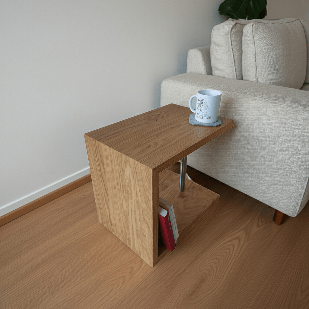 Moderner Beistelltisch Eiche - Couchtisch, Coffeetable und Sitzhocker in Massivholz - für Wohnzimmer, Schlafzimmer, Büro und Praxis