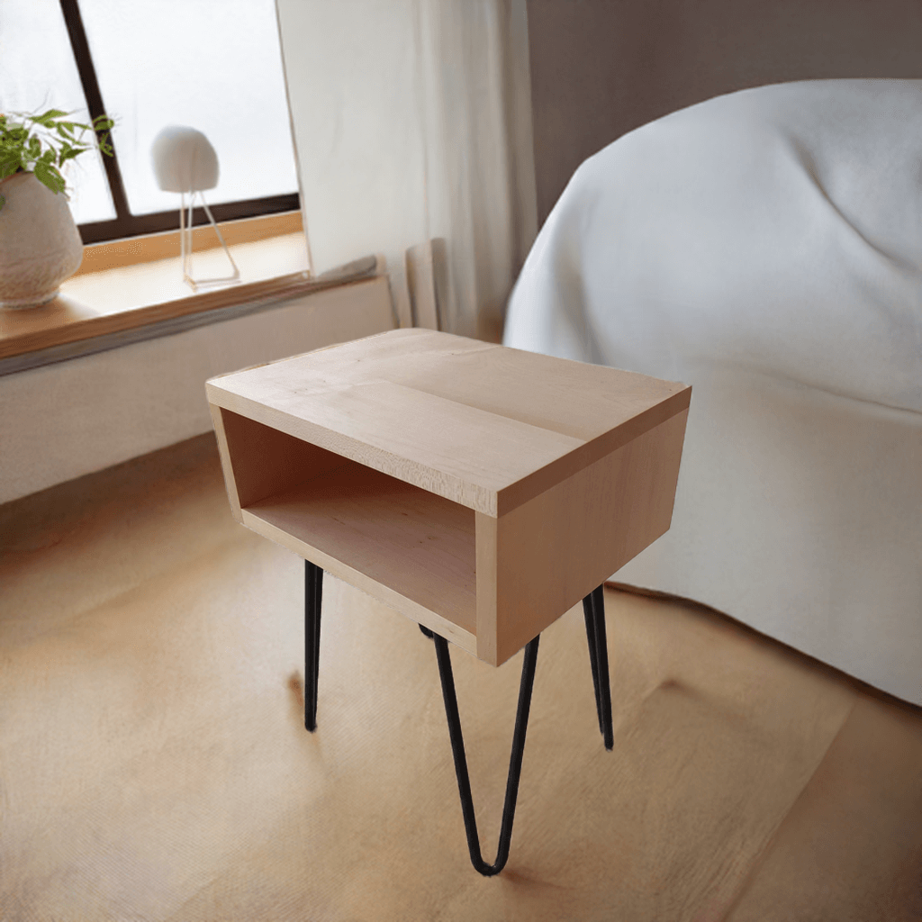 Modernes Nachttisch im Industrie Design - Schlafzimmermöbel in Massivholz