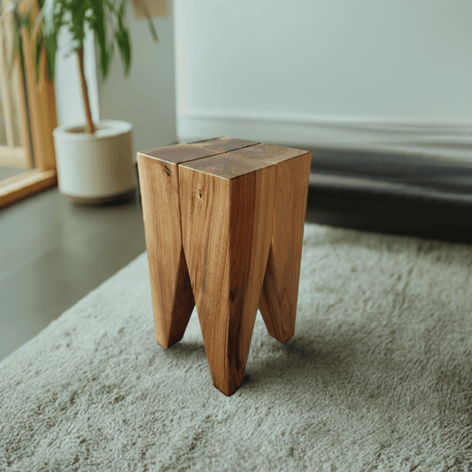 Design Hocker Nussbaum - auch als Beistelltisch, Nachttisch und Sitzhocker