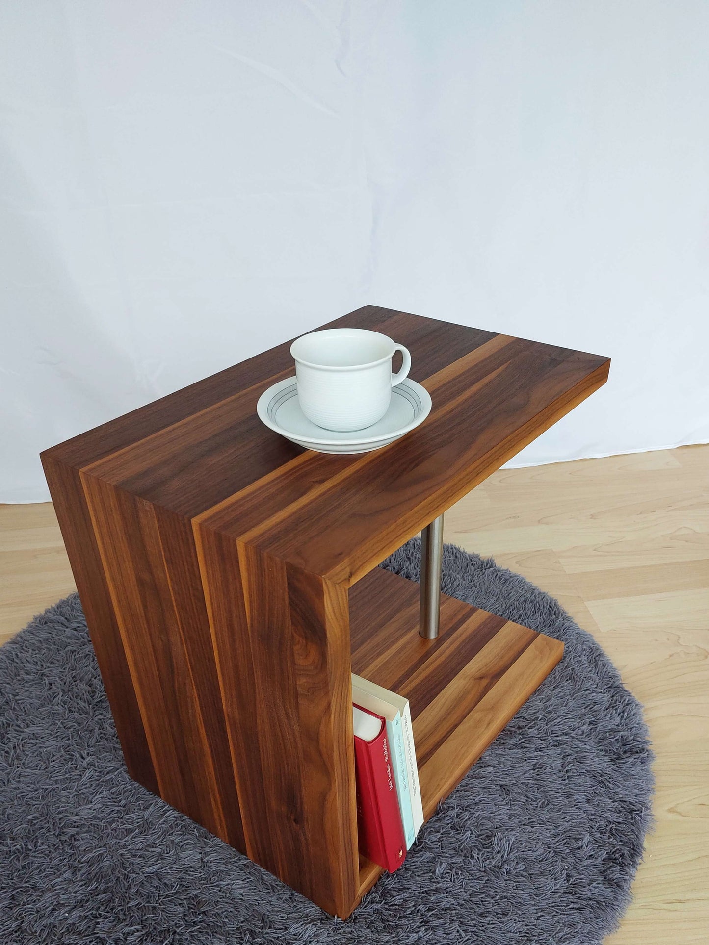 Beistelltisch Holz Hocker Massivholz amerikanischer Nussbaum  Sitzbank Couchtisch Wohnzimmer Küche Schlafzimmer Anwaltskanzlei Wartezimmer Arztpraxis Büro